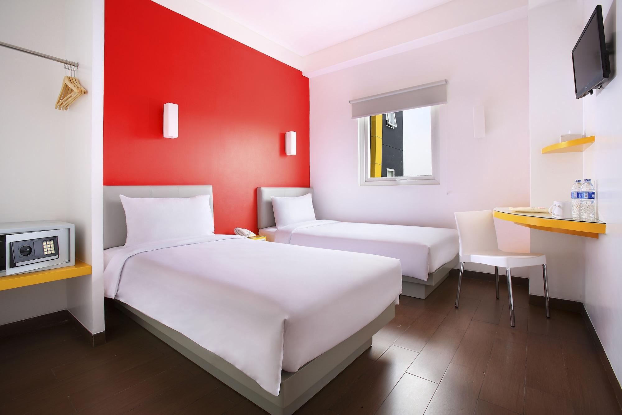 Amaris Hotel Cimanuk Bandung Buitenkant foto